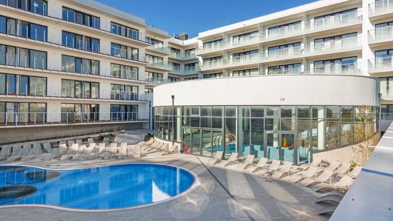 Apartamenty Sun & Snow Polanki Aqua Z Basenem Kołobrzeg Exteriör bild